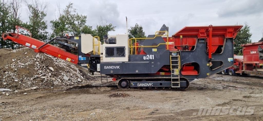 Sandvik QJ 241 Iseliikuvad purustid