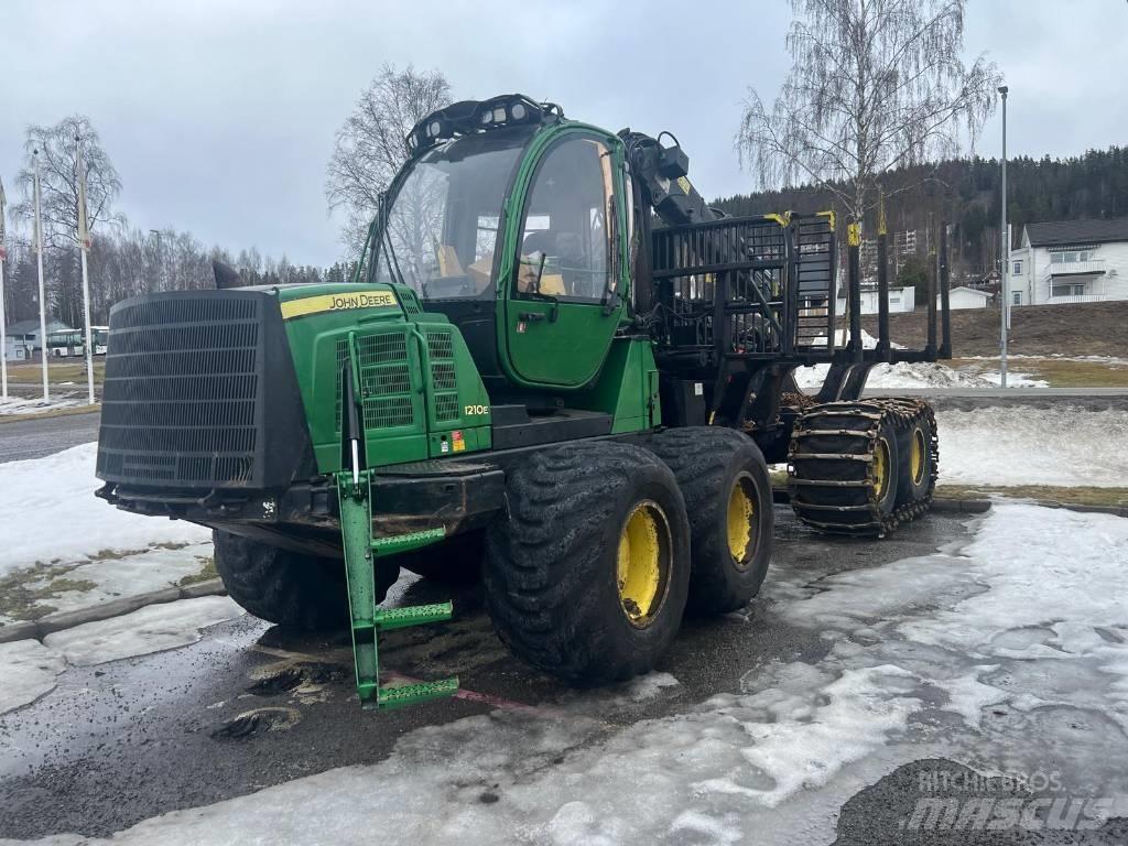 John Deere 1210 E Forwarderid