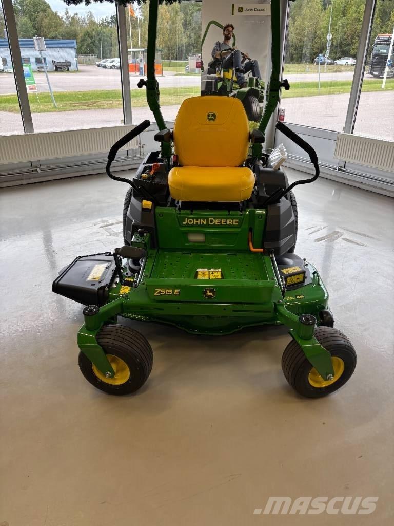 John Deere Z515E 0 - pöörderaadiuse niidukid