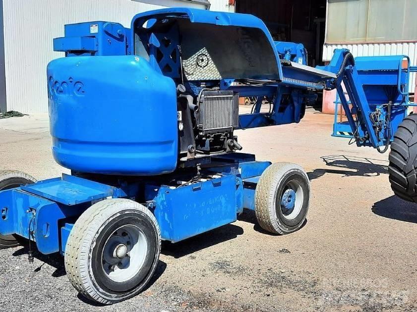 Genie Z 45/25 J Iseliikuvad poomtõstukid