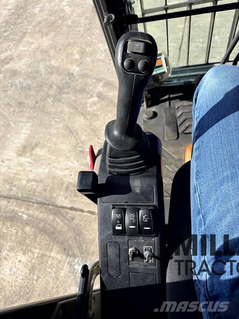 Volvo ECR235EL Roomikekskavaatorid