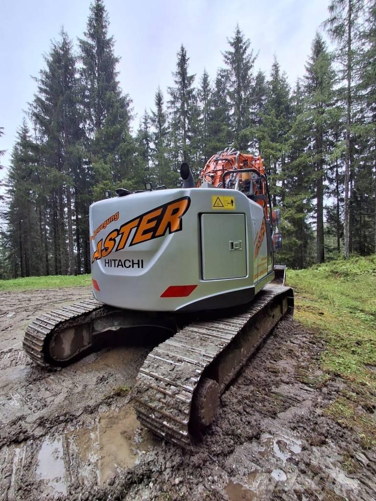 Hitachi ZX 225 US LC Roomikekskavaatorid