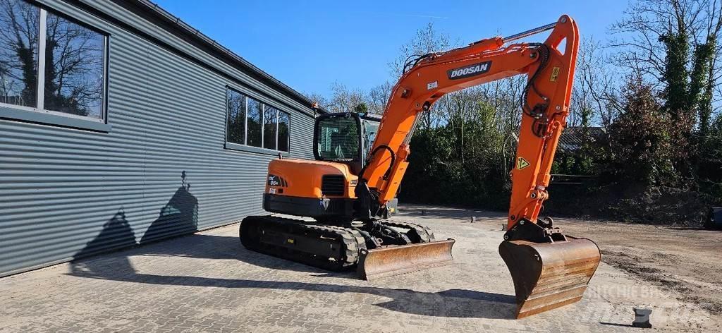 Doosan DX 85r -3 Väikeekskavaatorid 7t-12t