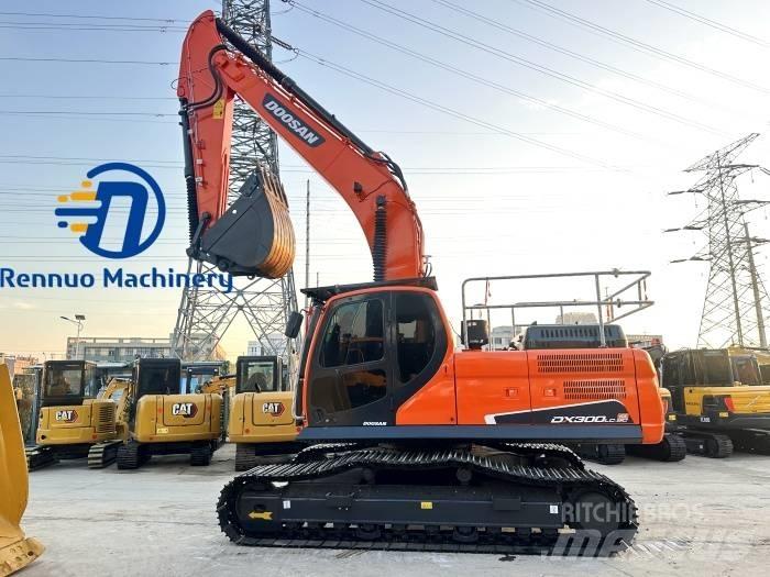 Doosan DX 300LC-9C Roomikekskavaatorid