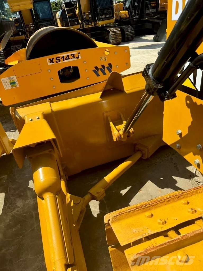 CAT D 6 G LGP II Buldooserid