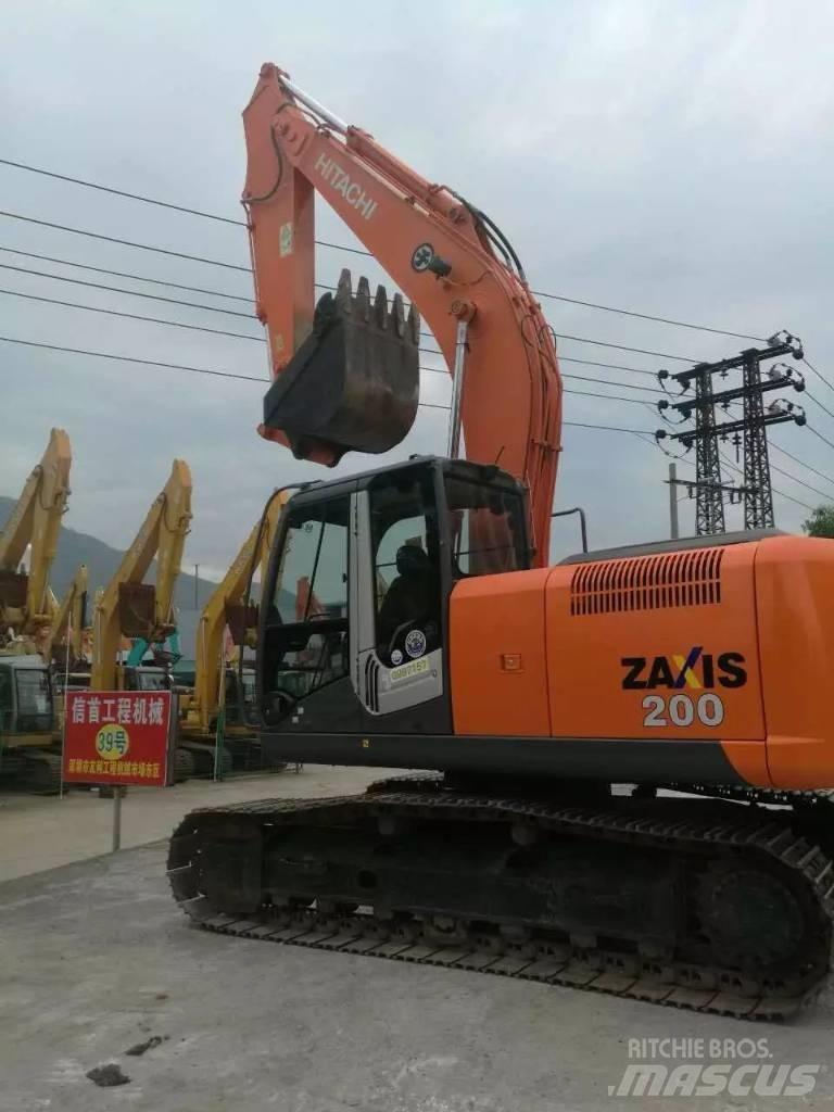Hitachi zx200 Roomikekskavaatorid