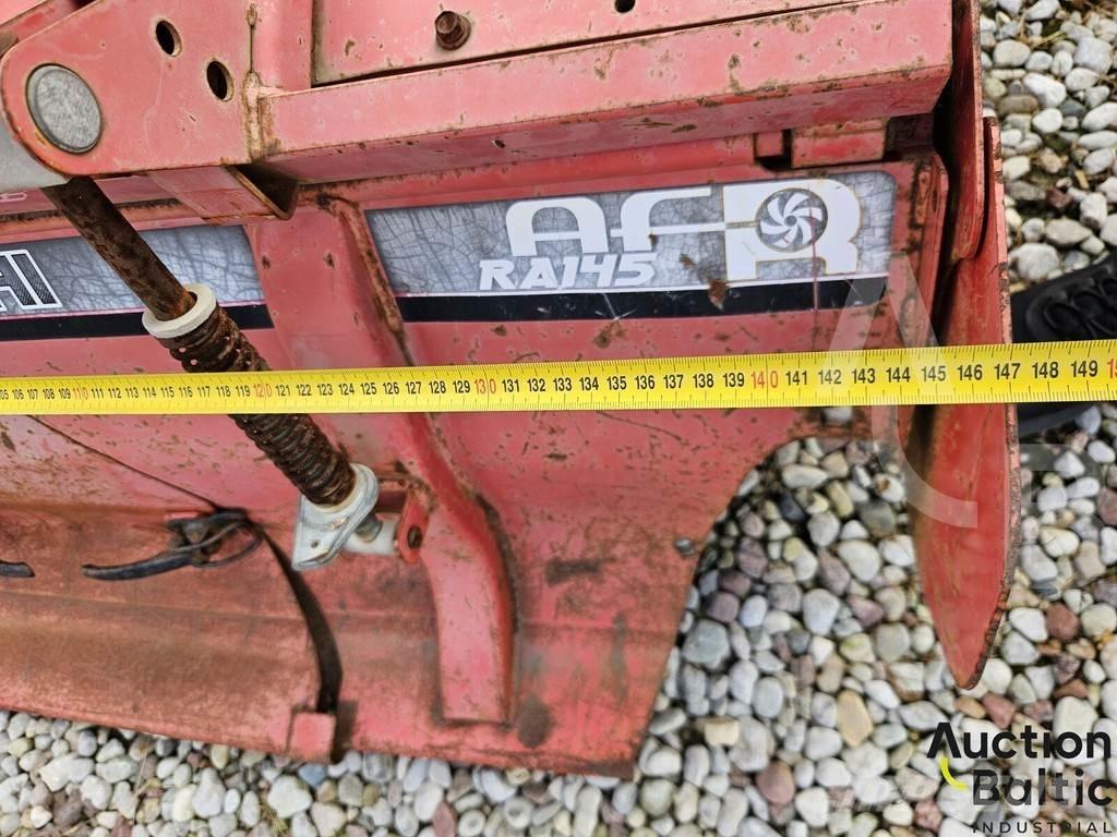 Mitsubishi MT200 Traktorid