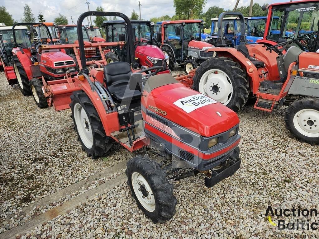 Mitsubishi MT200 Traktorid
