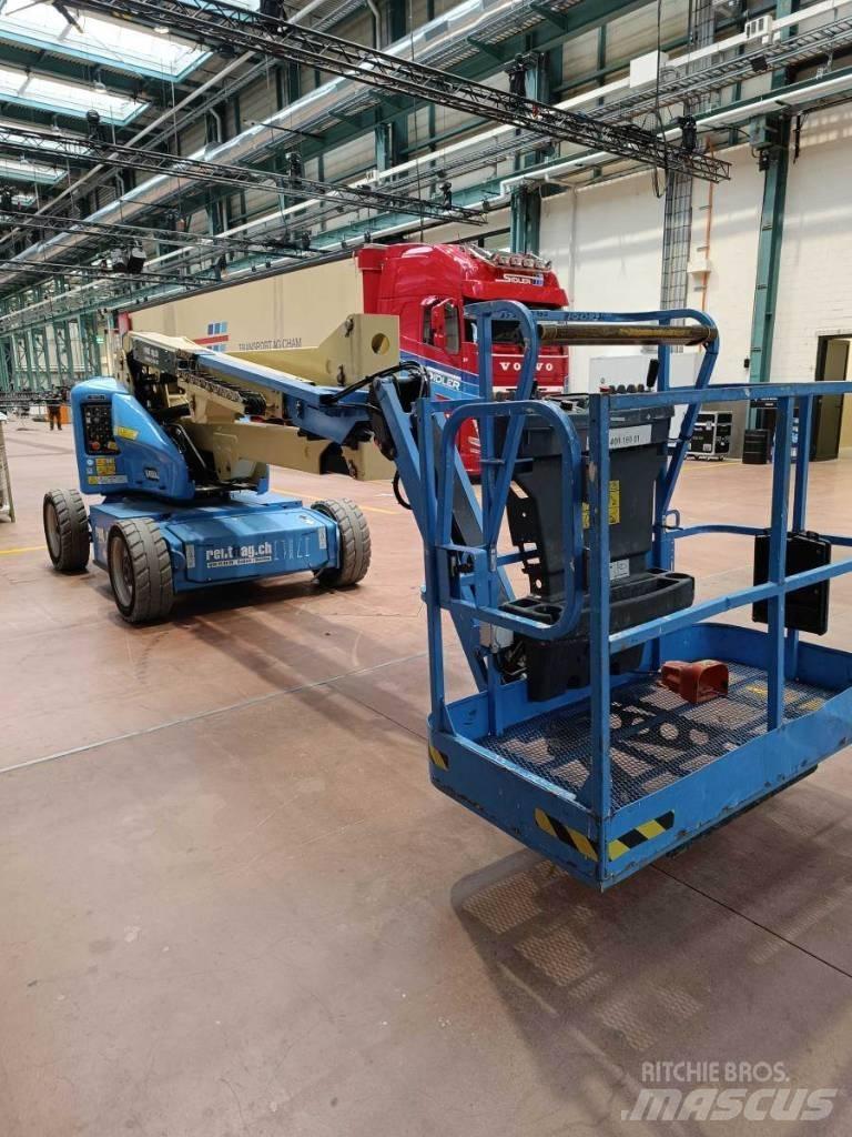JLG E 450 AJ Iseliikuvad poomtõstukid