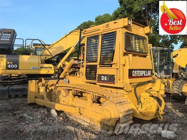 CAT D 6 D Buldooserid