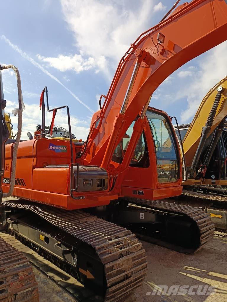Doosan DX 150LC Roomikekskavaatorid