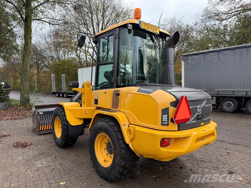 Volvo L30G Speeder Rataslaadurid