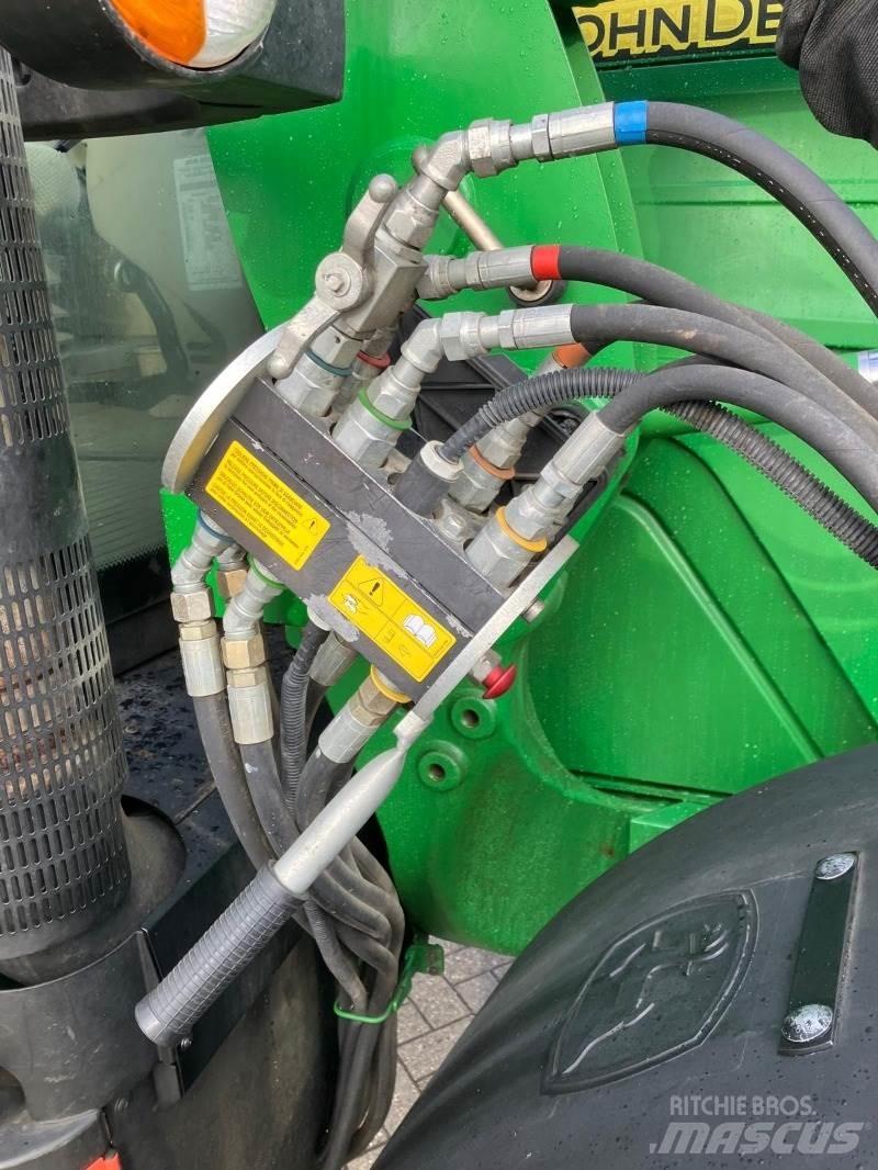 John Deere 6125R Traktorid