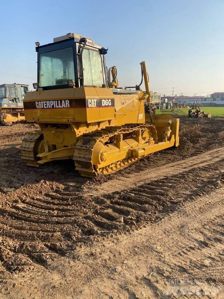 CAT D 6 G Buldooserid