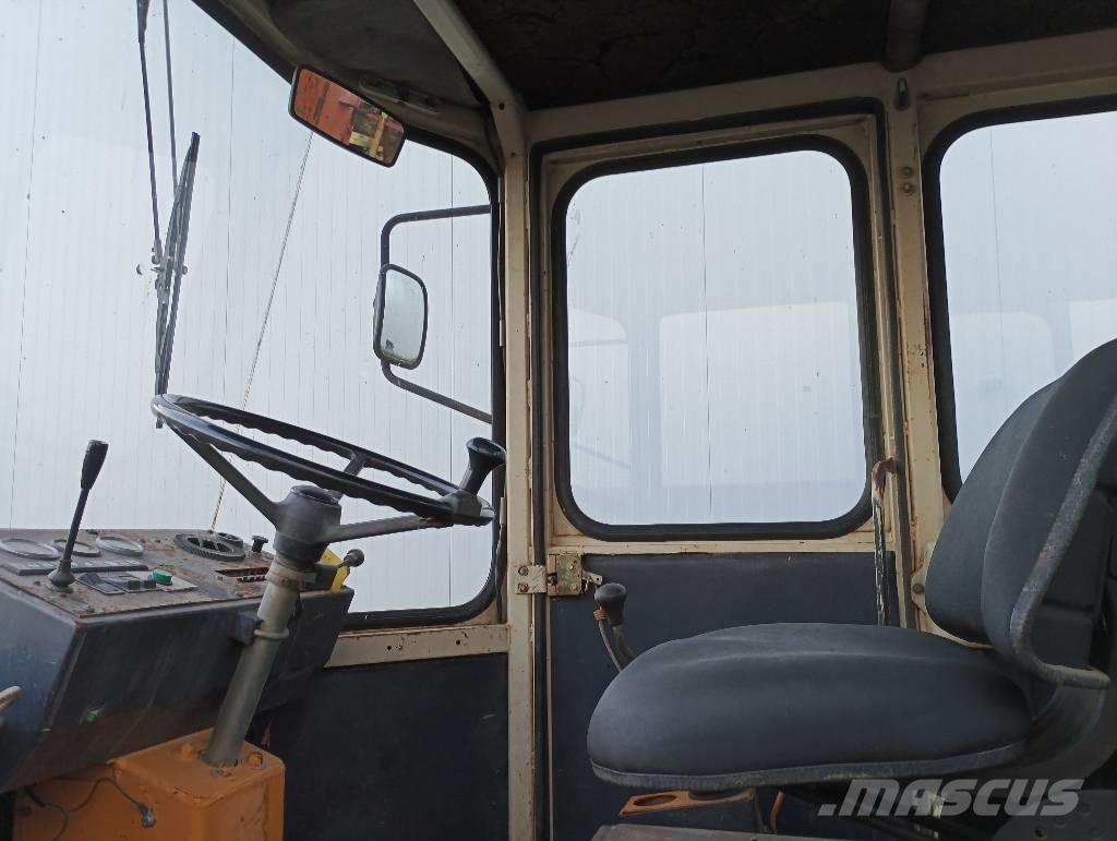 Schaeff SKB 902 Ekskavaatorlaadurid