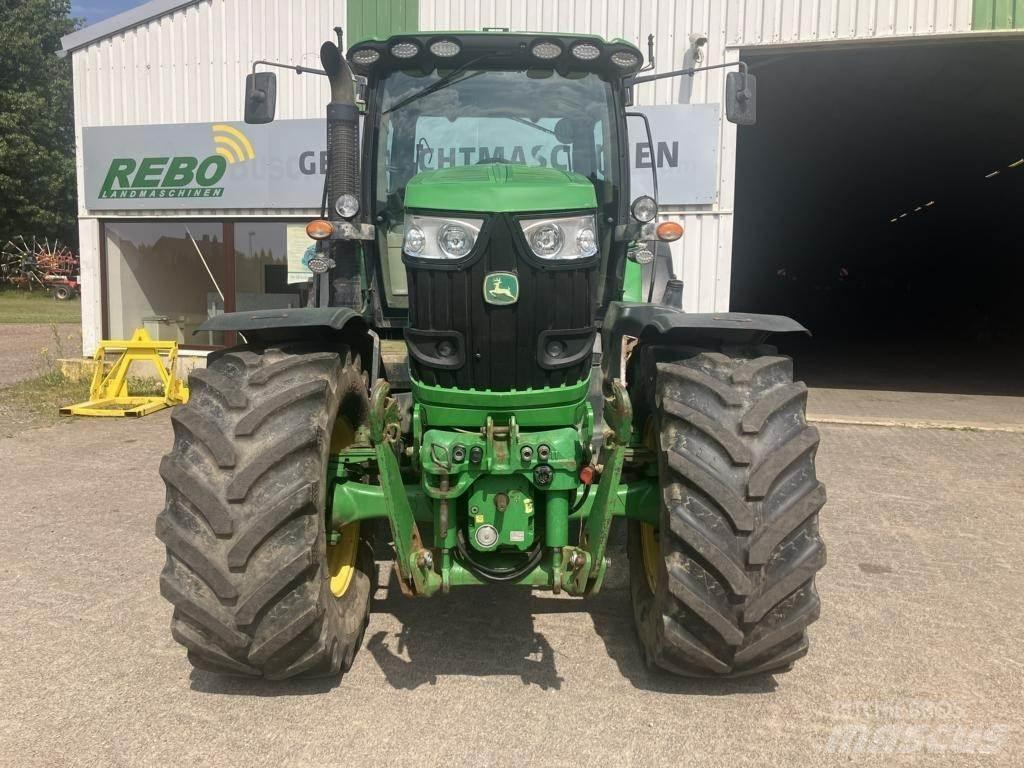 John Deere 6210 R Traktorid