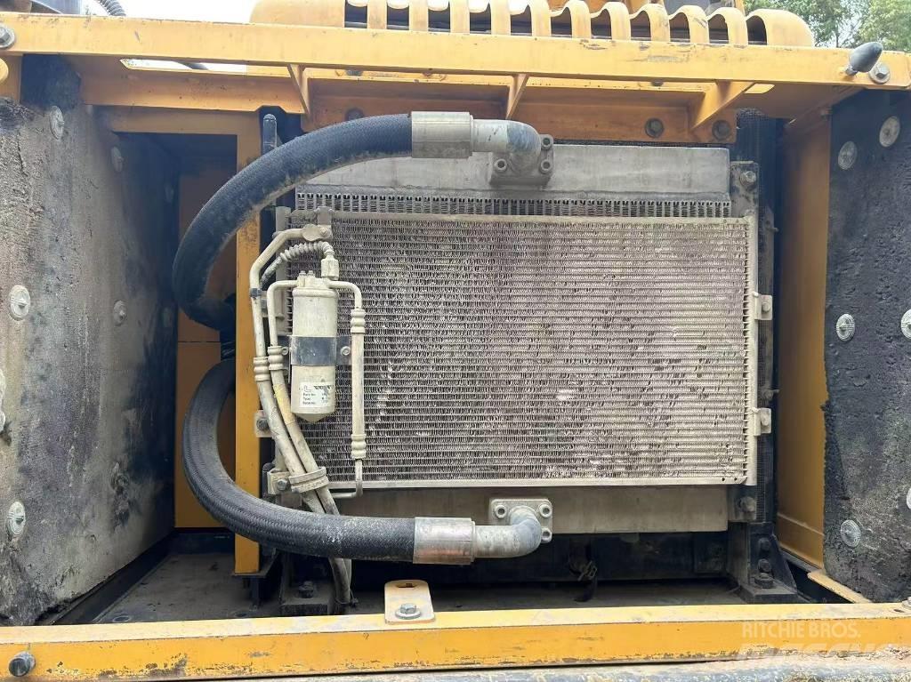 Volvo EC 240 Roomikekskavaatorid