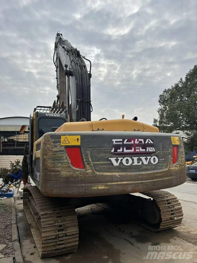 Volvo EC 240 Roomikekskavaatorid