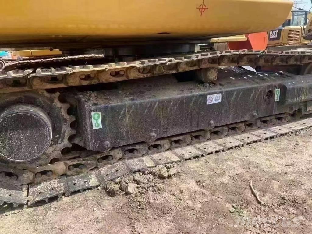 CAT 306E Roomikekskavaatorid