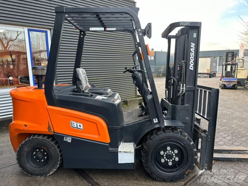 Doosan D30NX Diiseltõstukid