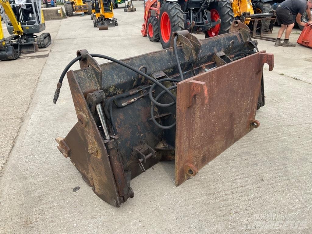 JCB 4 IN 1 BUCKET Kopad