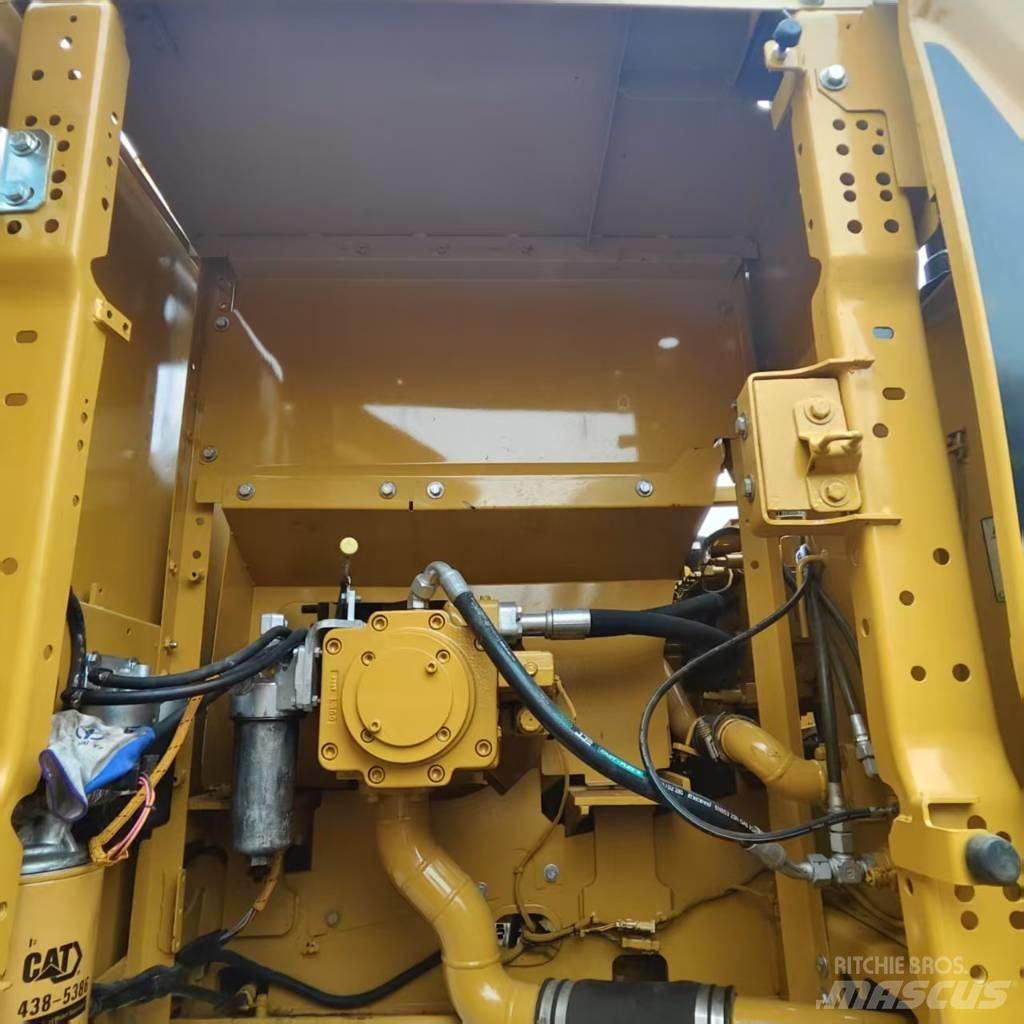 CAT 320 GC Väikeekskavaatorid 7t-12t