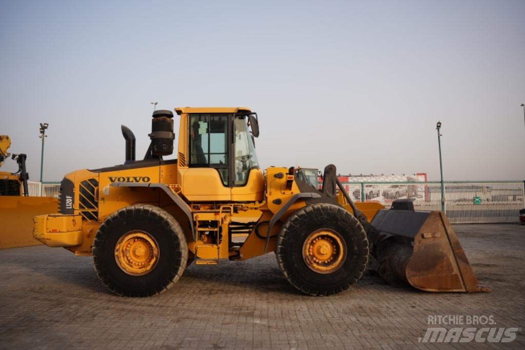 Volvo L 120 F Rataslaadurid
