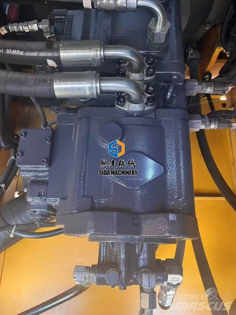 Kato HD 820 V Väikeekskavaatorid 7t-12t