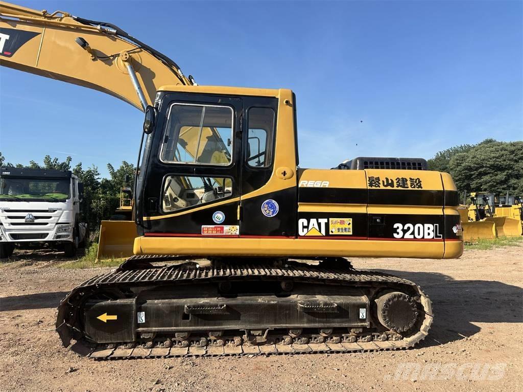 CAT 320BL Roomikekskavaatorid