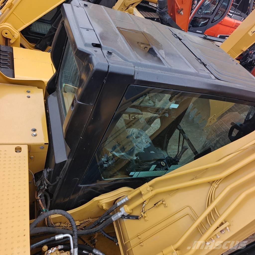 CAT 320 GC Roomikekskavaatorid