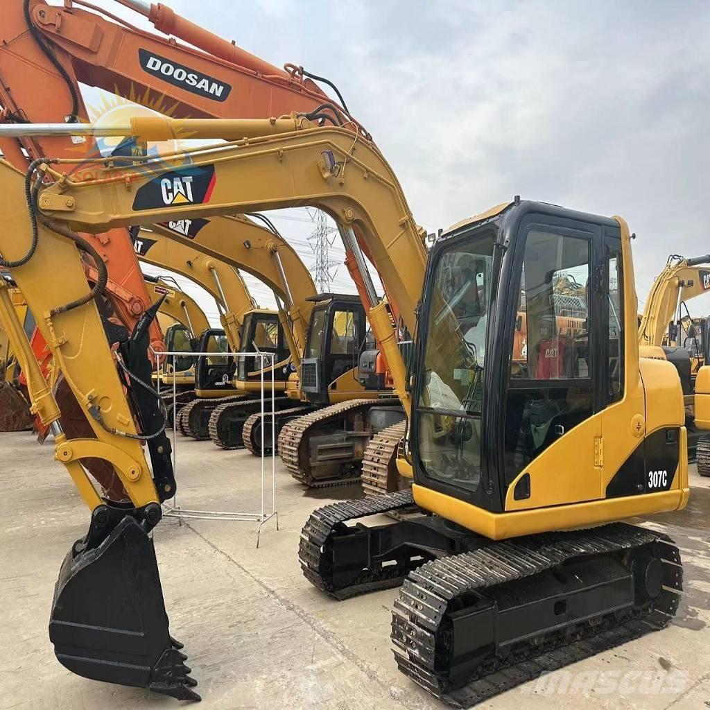 CAT 307 C Roomikekskavaatorid