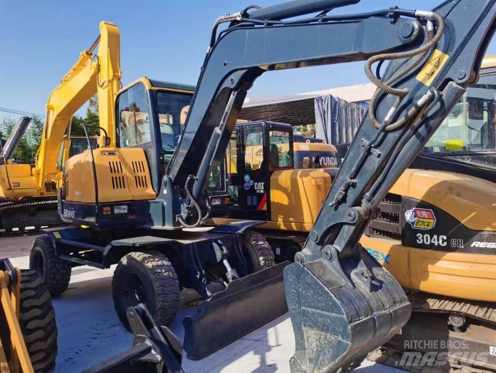 Hyundai Robex 60 W Ratasekskavaatorid