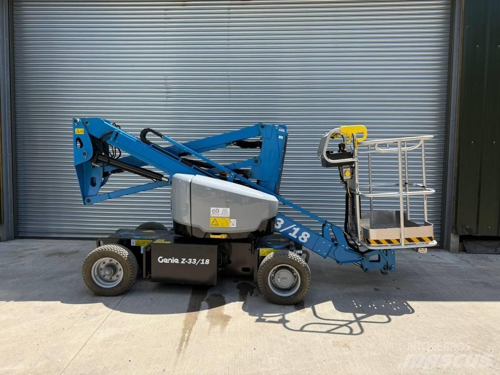 Genie Z 33/18 Iseliikuvad poomtõstukid