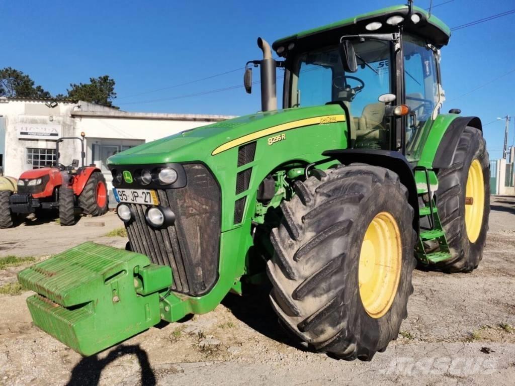John Deere 8295 R Traktorid