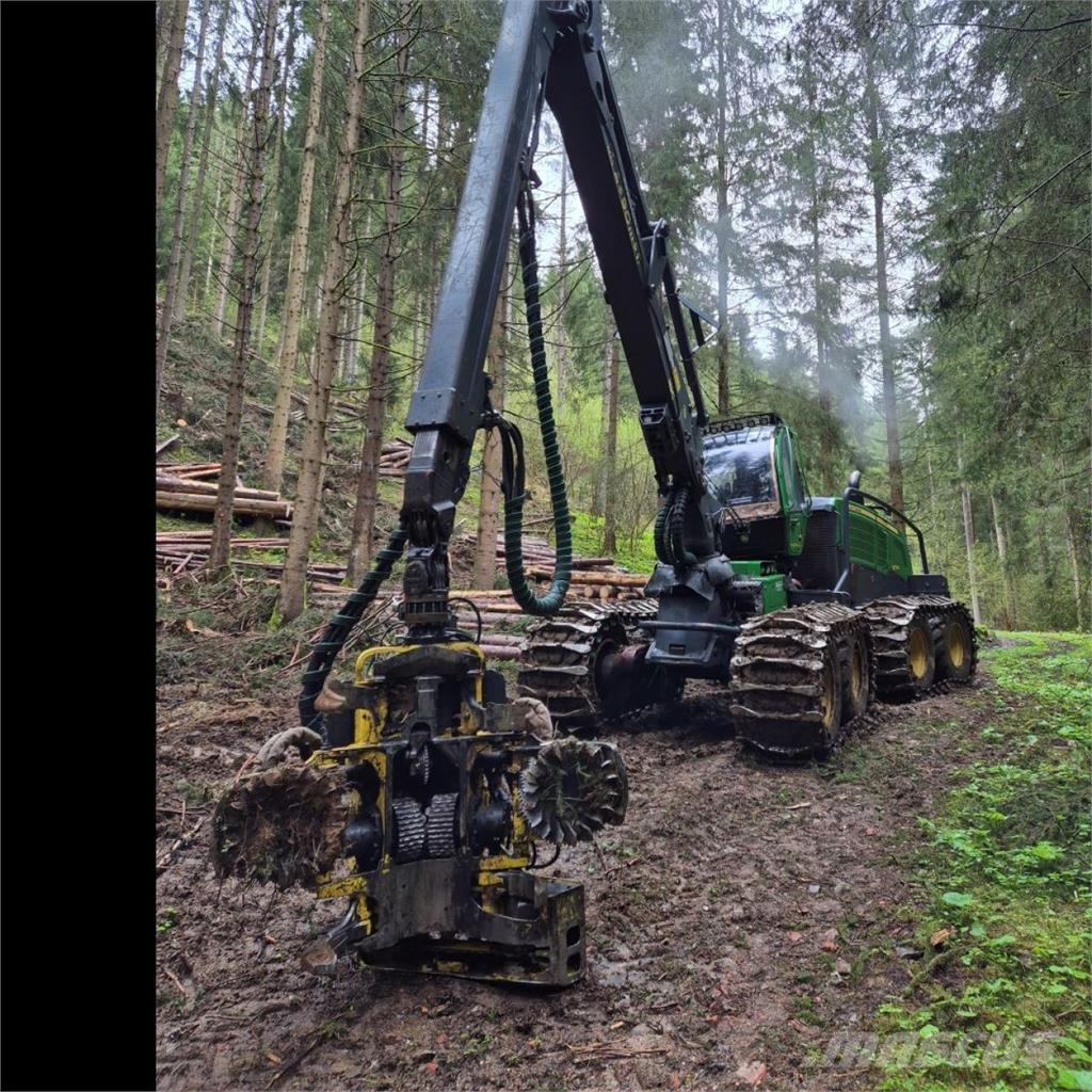 John Deere 1270 G Harvesterid