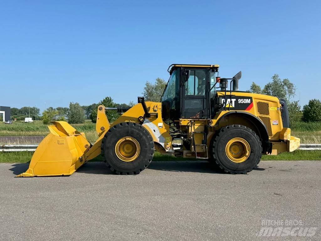 CAT 950M Rataslaadurid