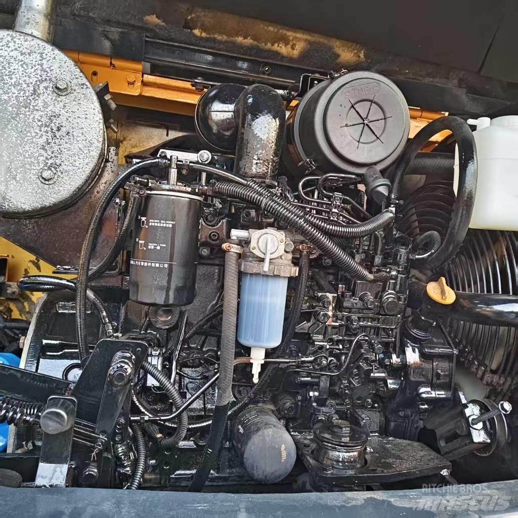 Hyundai Robex 60 VS Miniekskavaatorid < 7 t
