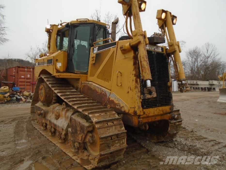 CAT D 8 T Buldooserid