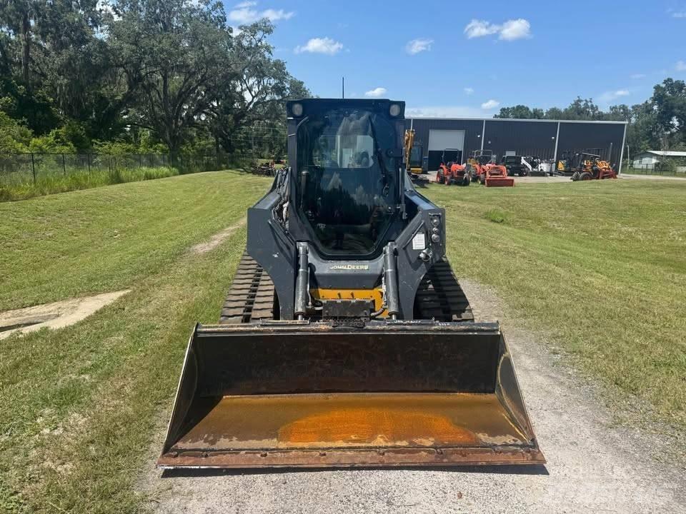 John Deere 325 Kompaktlaadurid