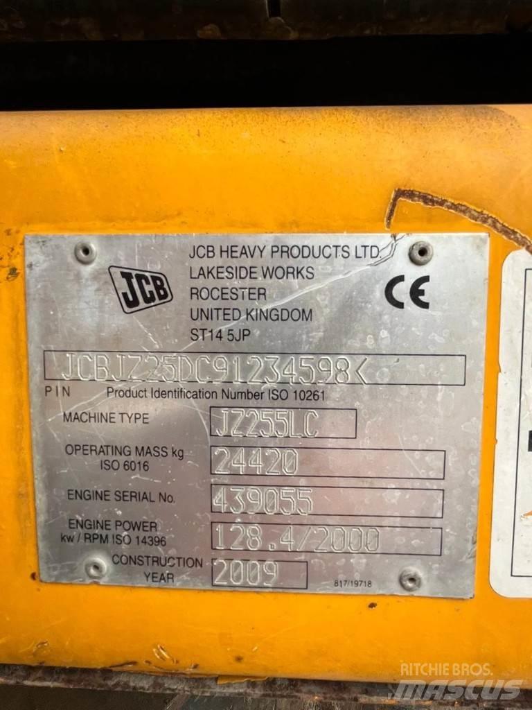 JCB JZ 255LC Roomikekskavaatorid