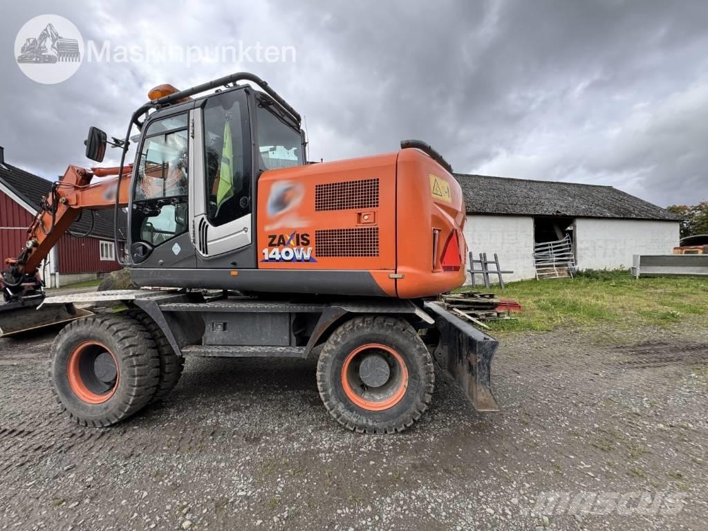 Hitachi ZX 140 W-3 Ratasekskavaatorid