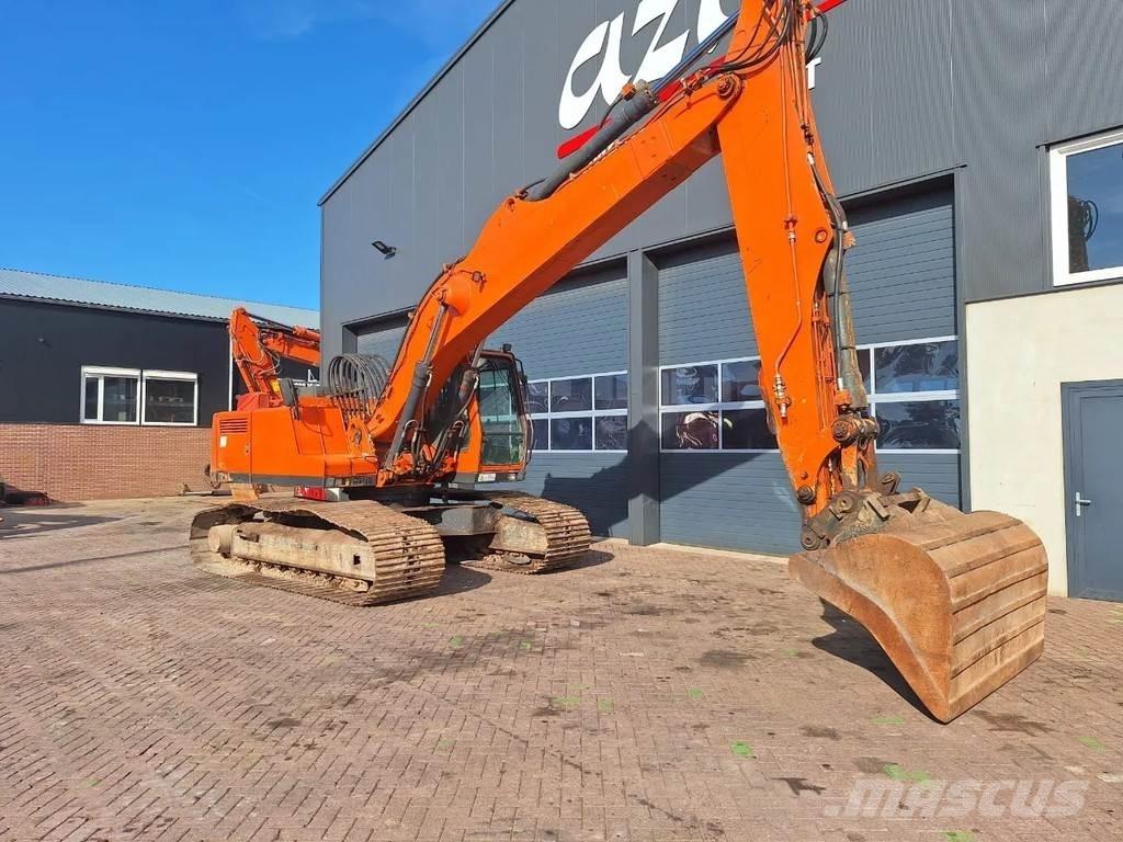 Liebherr R932 Roomikekskavaatorid