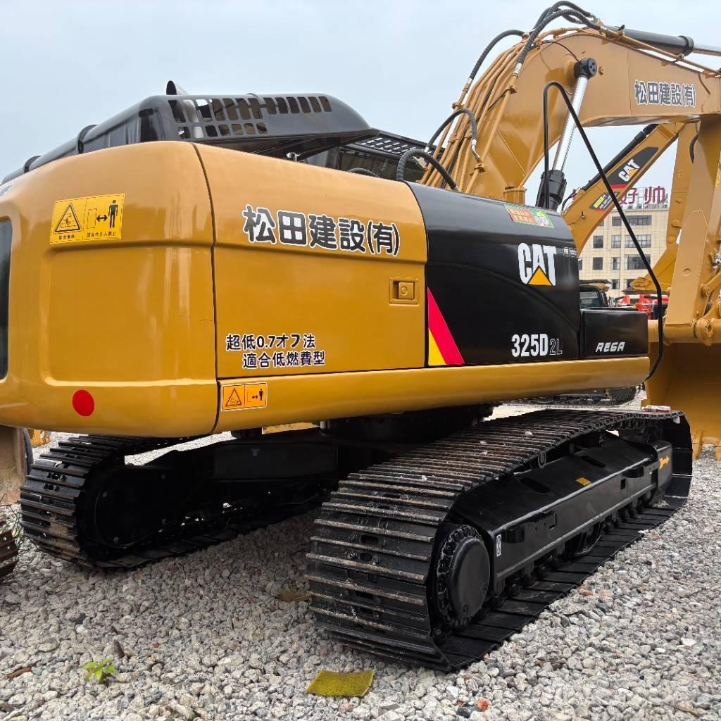 CAT 325 D Roomikekskavaatorid