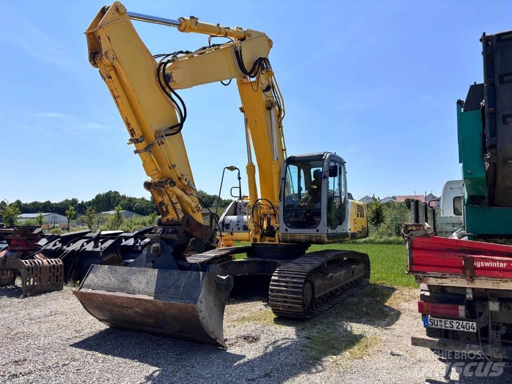 New Holland E 305 Roomikekskavaatorid