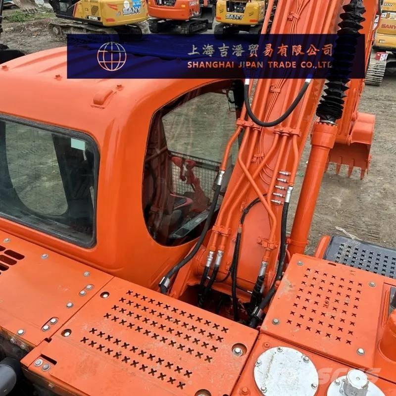 Doosan DX 150 Väikeekskavaatorid 7t-12t