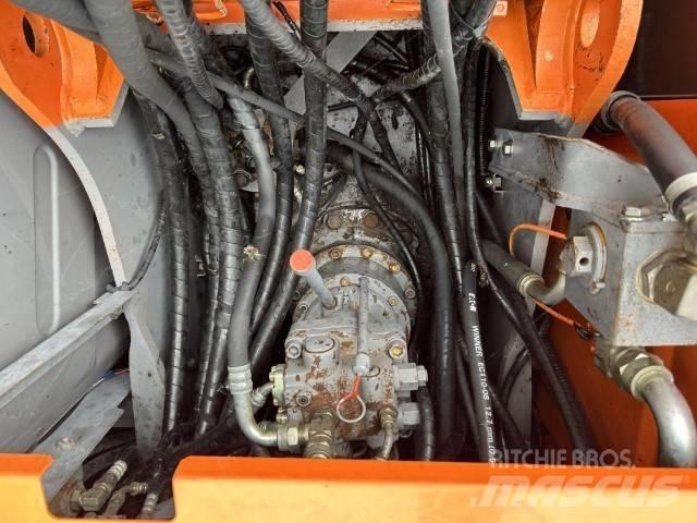 Hitachi ZX 130 W Ratasekskavaatorid