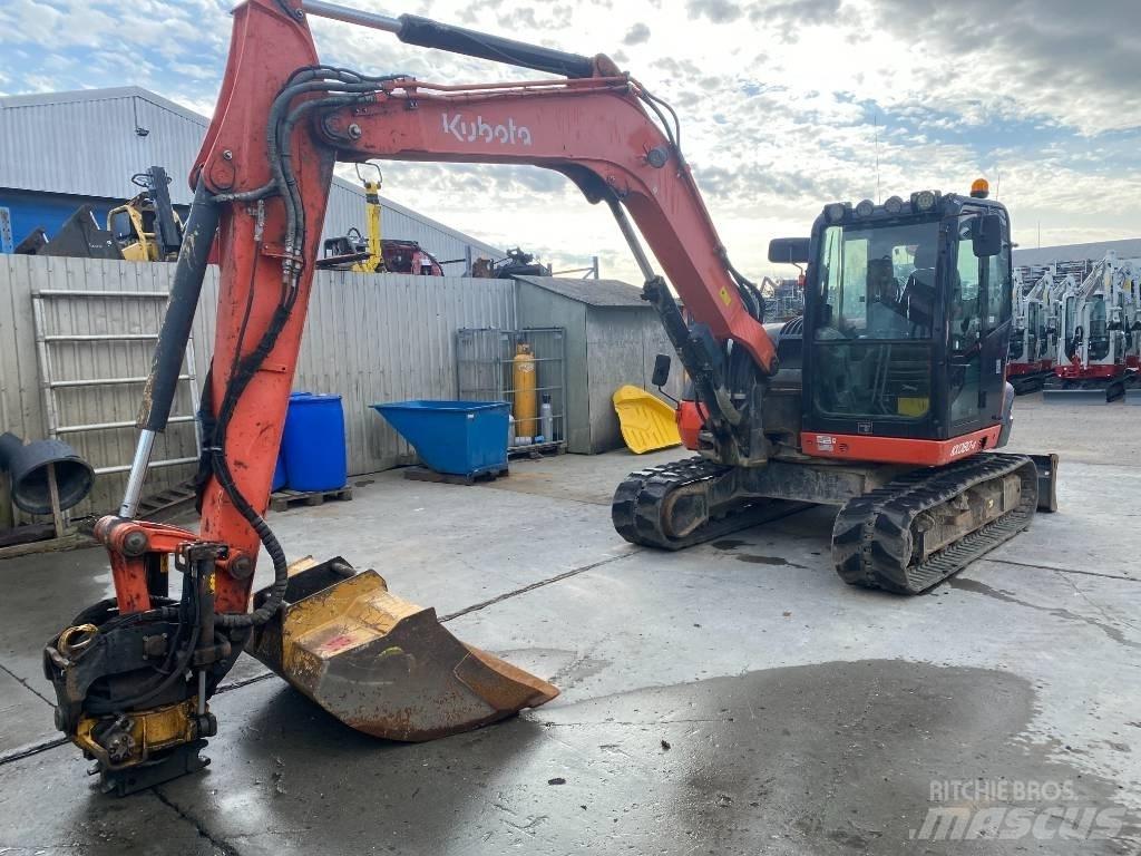 Kubota KX 080-4 Väikeekskavaatorid 7t-12t