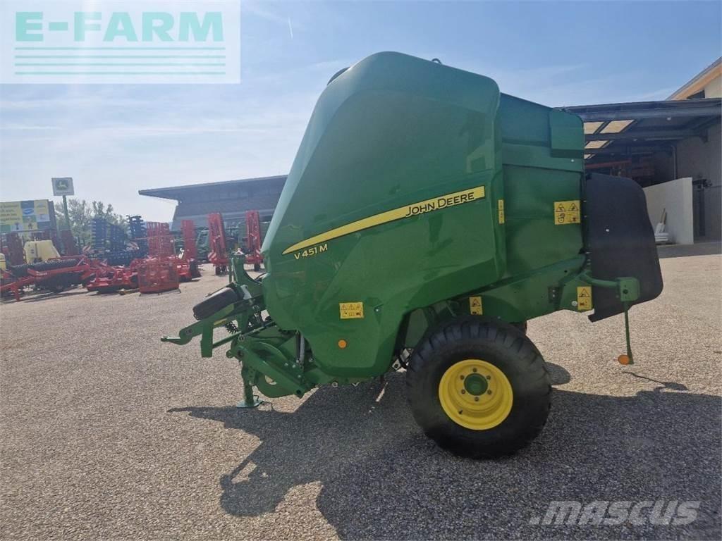 John Deere V451M Heinapressid