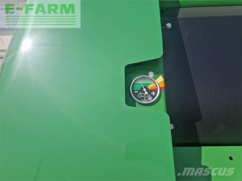 John Deere V451M Heinapressid