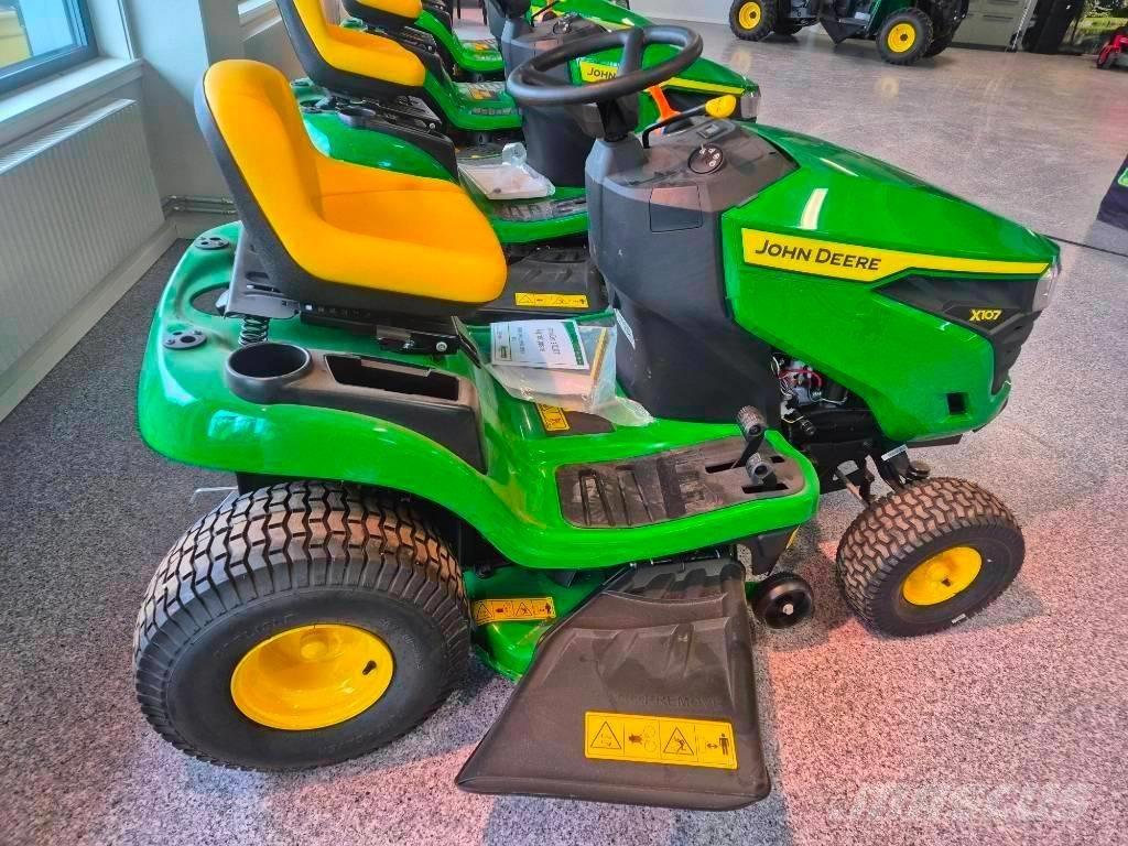 John Deere X 107 Murutraktorid